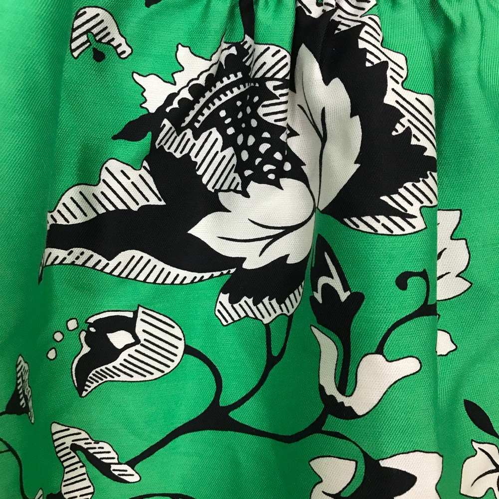 Diane Von Furstenberg “Claire” green floral skirt - Picture 7 of 8